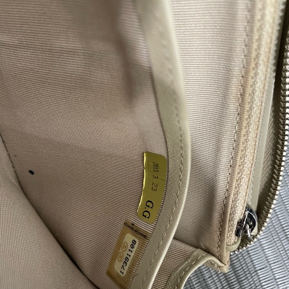 Chanel long wallet with free chain & COA - Picture 10 of 11